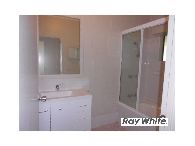 Bentley Park QLD 4869