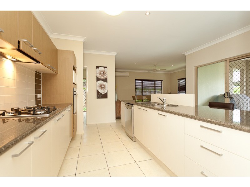 Bentley Park QLD 4869