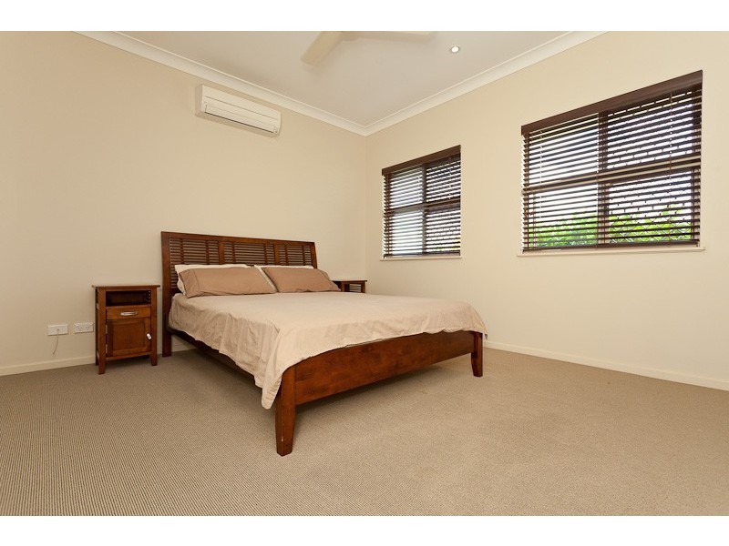 Bentley Park QLD 4869