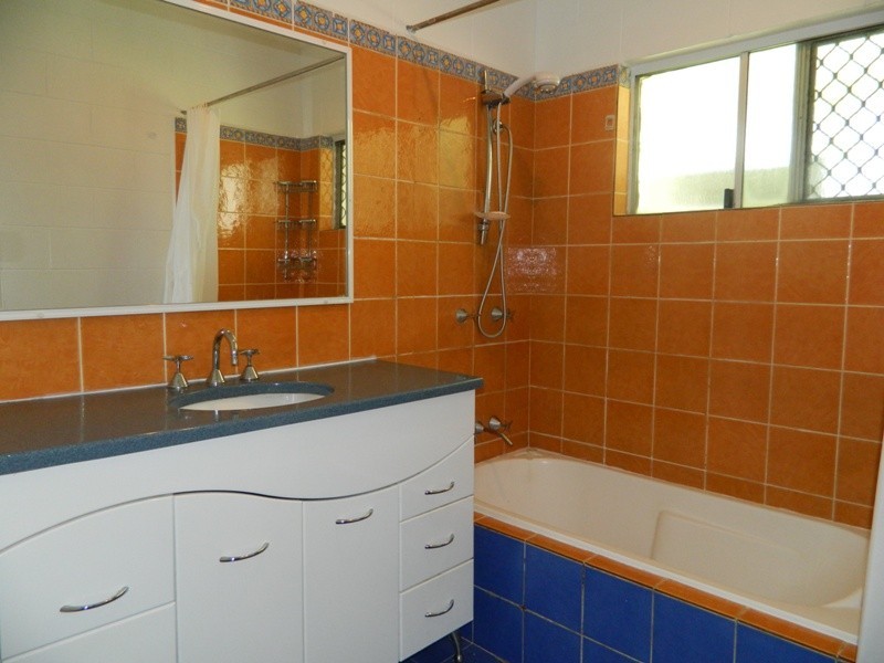 13 Royal Saxon Close, Mount Sheridan QLD 4868