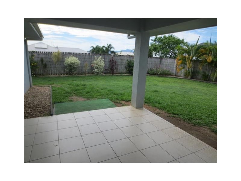 Bentley Park QLD 4869