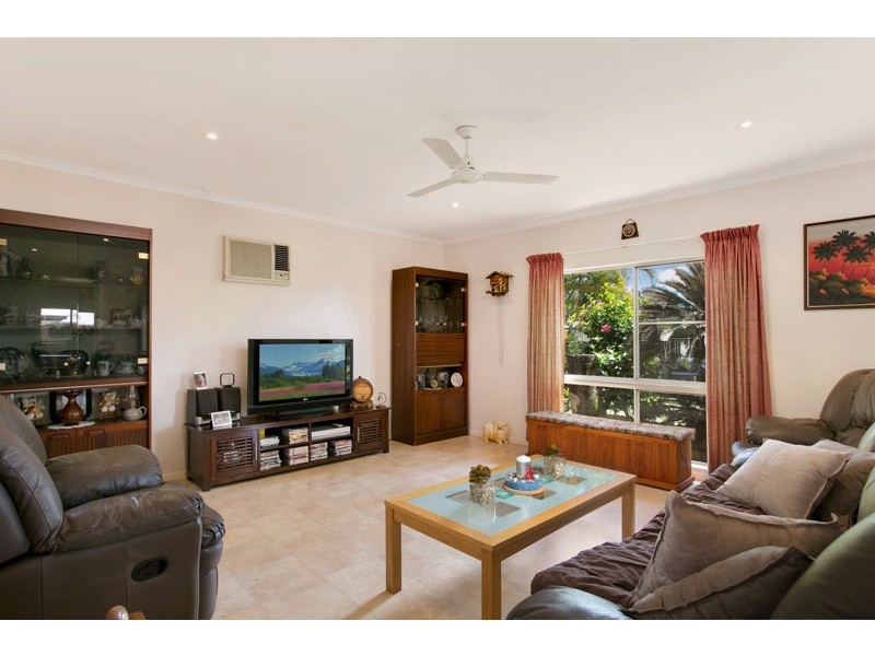 17 Julia Percy Close, Bentley Park QLD 4869