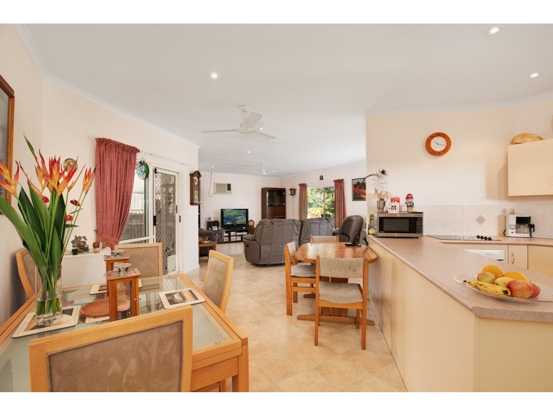 17 Julia Percy Close, Bentley Park QLD 4869