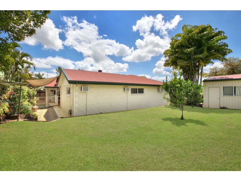 17 Julia Percy Close, Bentley Park QLD 4869