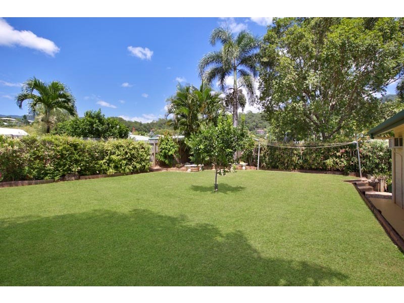 17 Julia Percy Close, Bentley Park QLD 4869