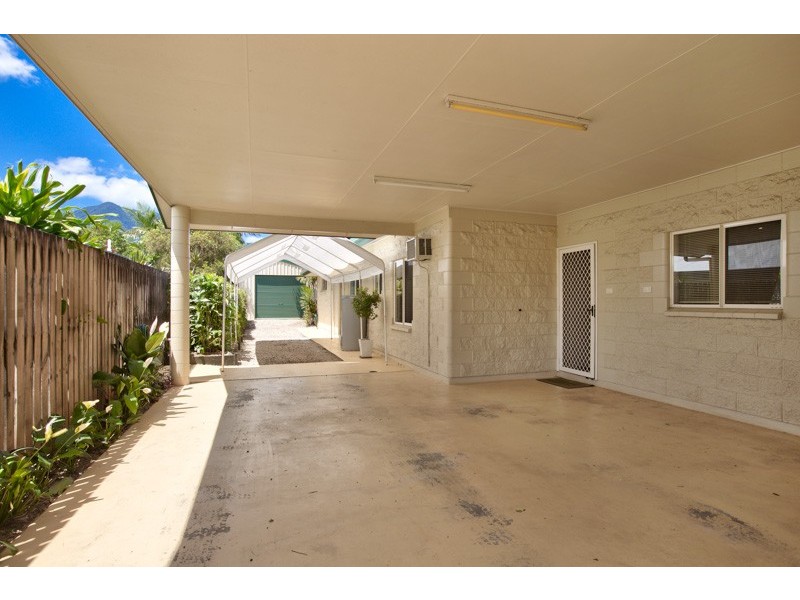 17 Julia Percy Close, Bentley Park QLD 4869