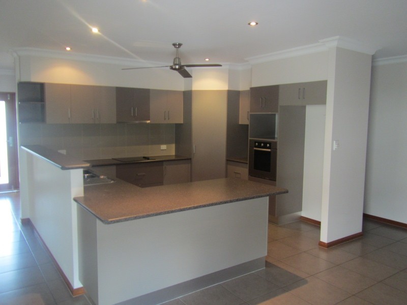 Bentley Park QLD 4869