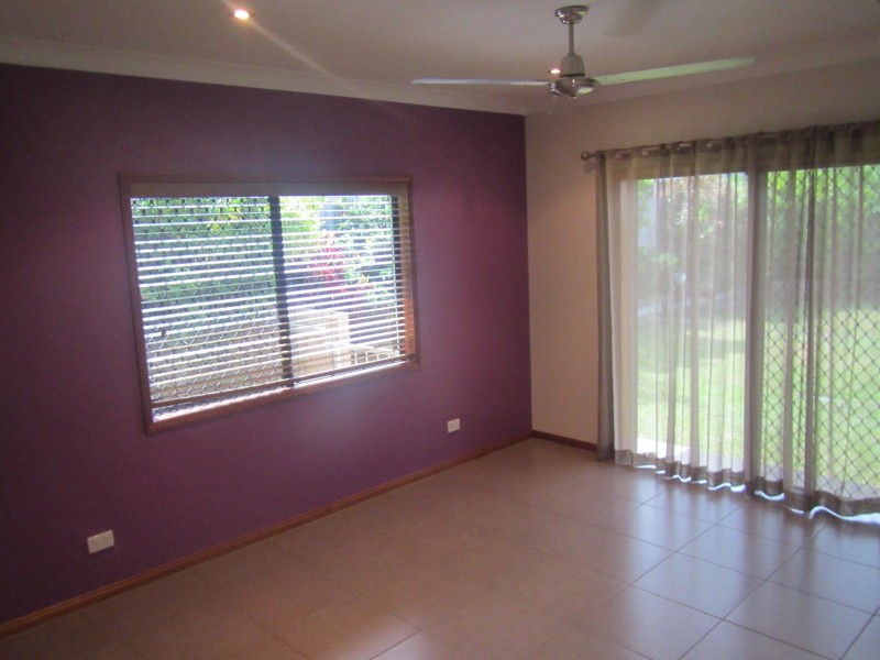 Bentley Park QLD 4869