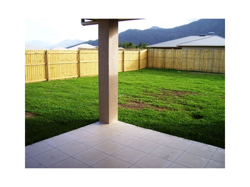 Bentley Park QLD 4869