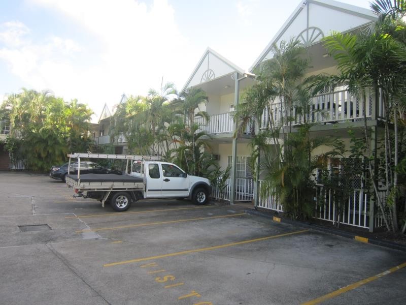 Unit 14/87 Earl Street, Westcourt QLD 4870