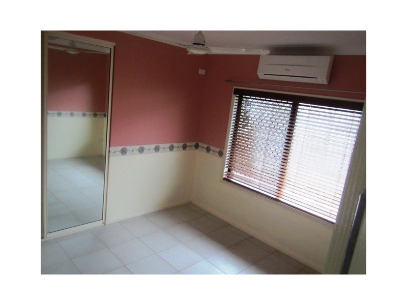 Bentley Park QLD 4869