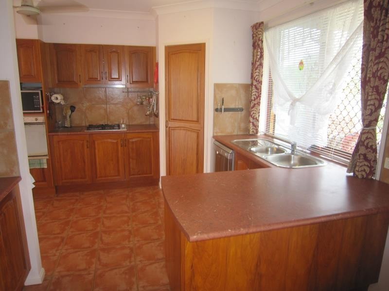 22 Allinga Close, Bentley Park QLD 4869