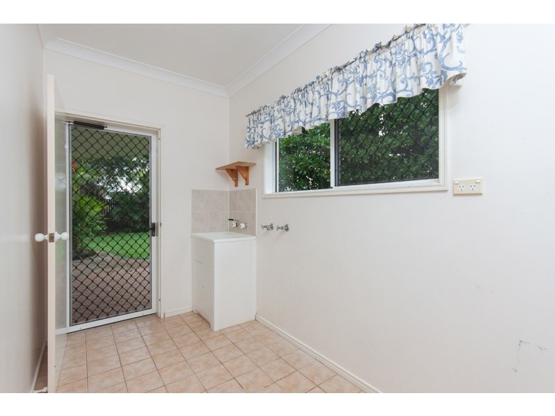 2 Newby Close, Edmonton QLD 4869