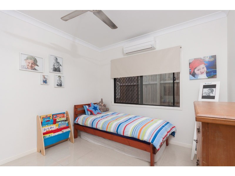 16 Anson Street, Bentley Park QLD 4869