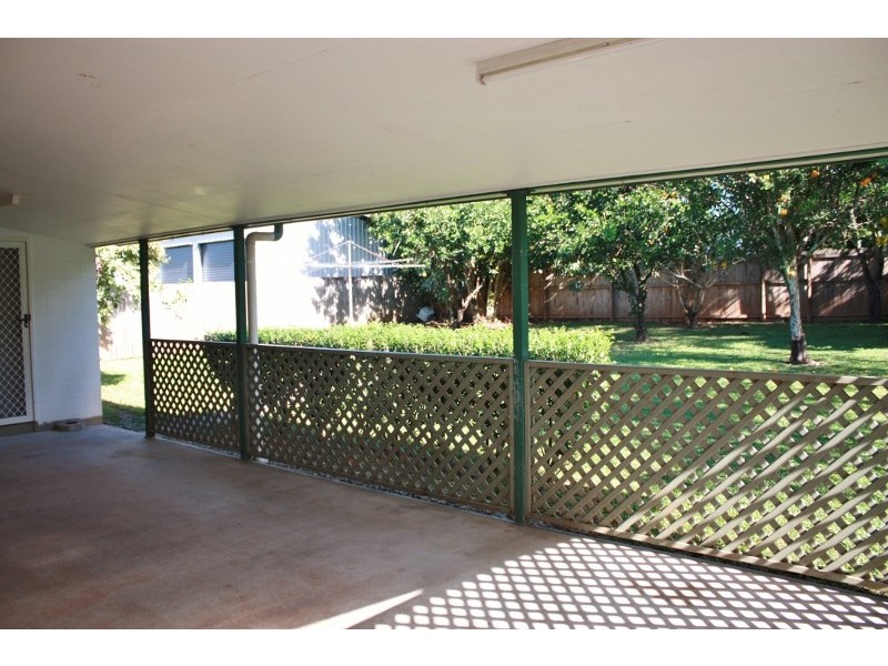 15 Beagle Close, Bentley Park QLD 4869