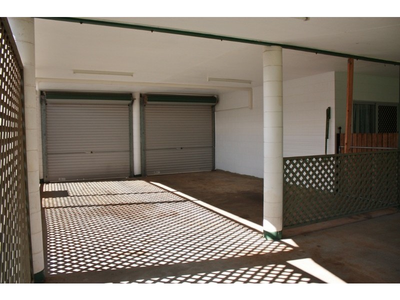 15 Beagle Close, Bentley Park QLD 4869