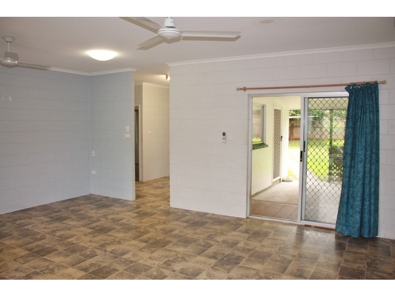 15 Beagle Close, Bentley Park QLD 4869