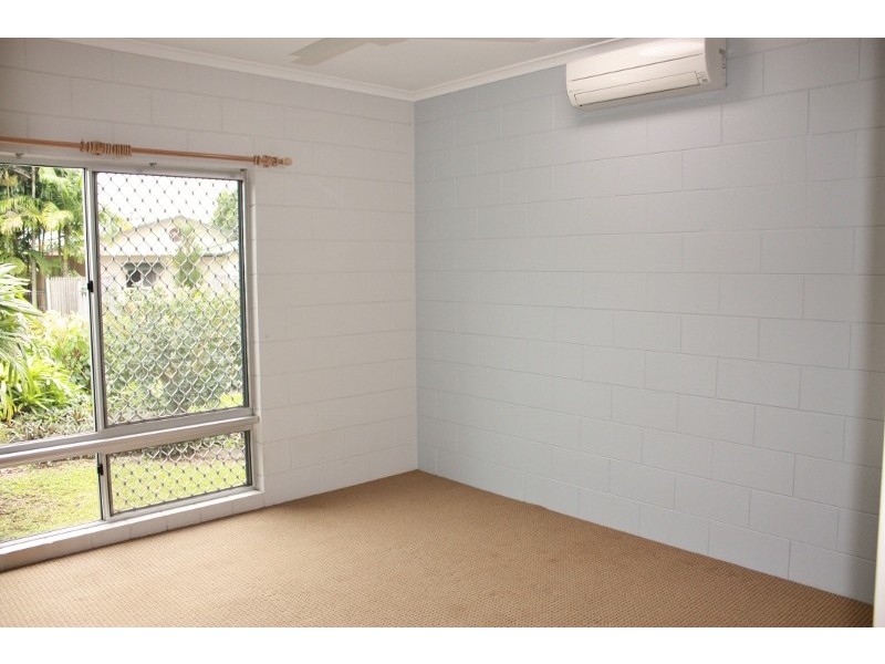 15 Beagle Close, Bentley Park QLD 4869