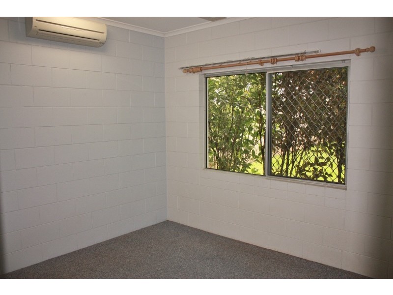 15 Beagle Close, Bentley Park QLD 4869