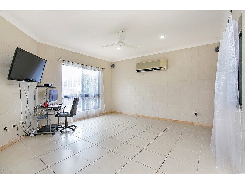 1 Mayfield Close, Mount Sheridan QLD 4868