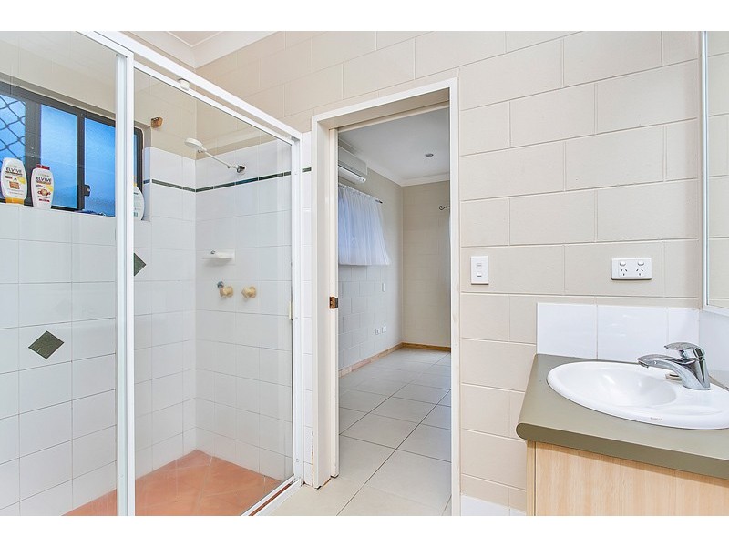 1 Mayfield Close, Mount Sheridan QLD 4868