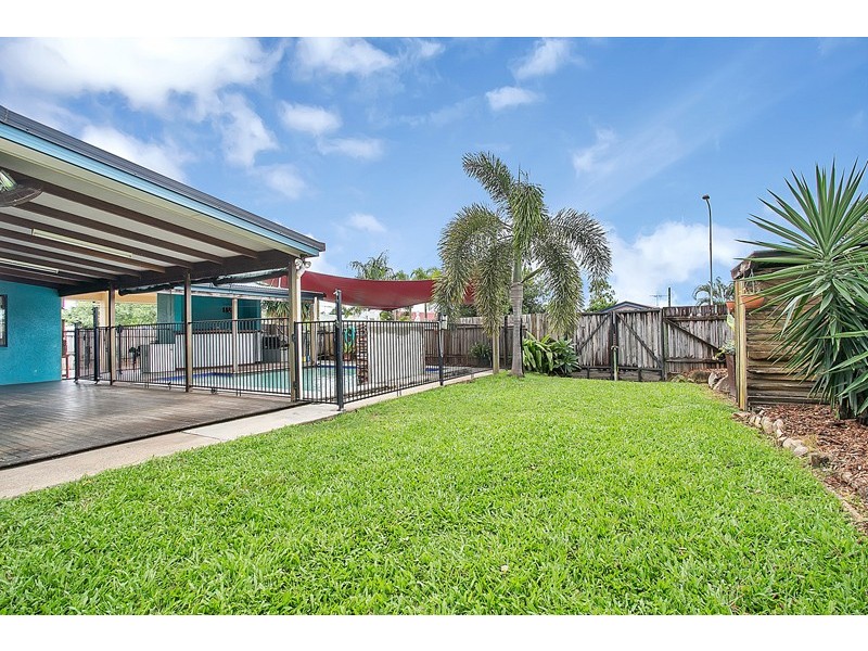 1 Mayfield Close, Mount Sheridan QLD 4868