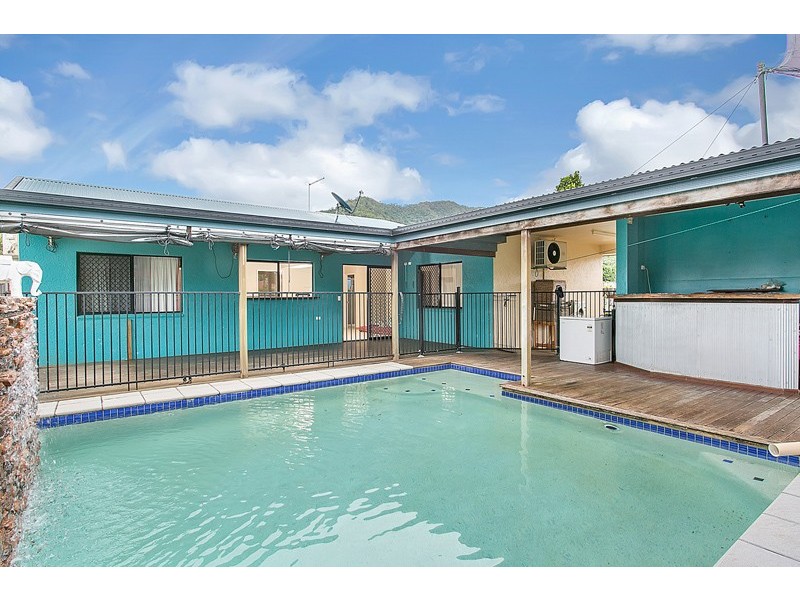 1 Mayfield Close, Mount Sheridan QLD 4868