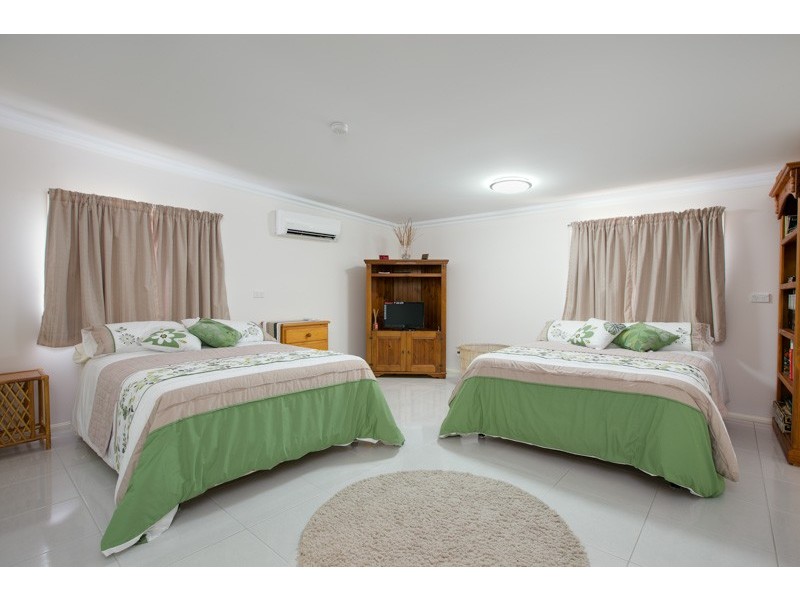 34 Dandaloo Street, Bayview Heights QLD 4868