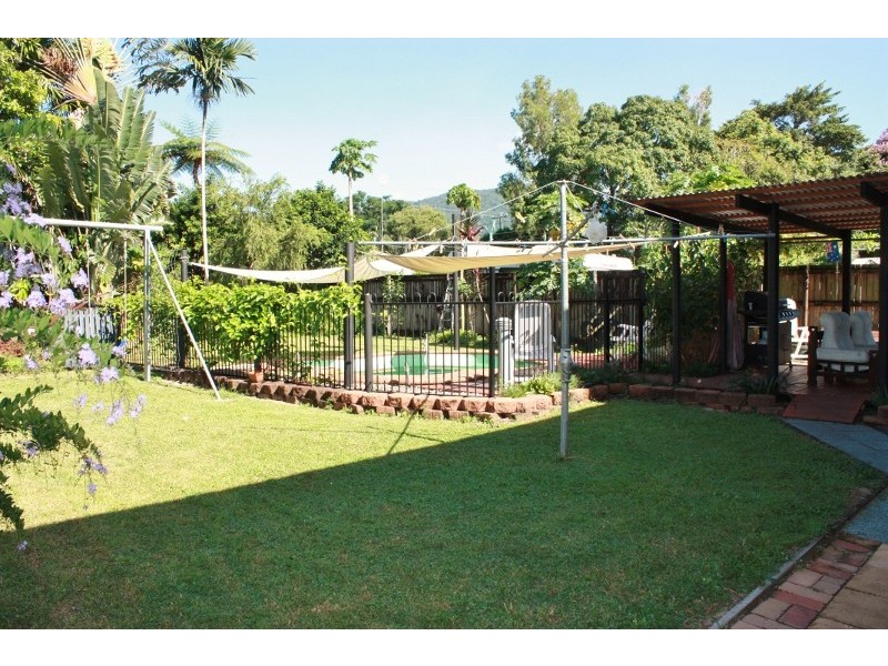 25 Dalton Street, Bungalow QLD 4870