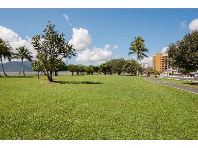 3/267 Esplanade, Cairns North QLD 4870