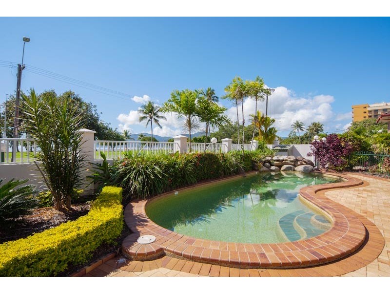 3/267 Esplanade, Cairns North QLD 4870
