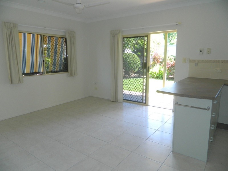 34/11-21 Barr Street, Earlville QLD 4870