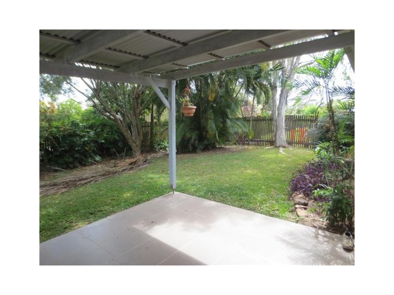 Bentley Park QLD 4869