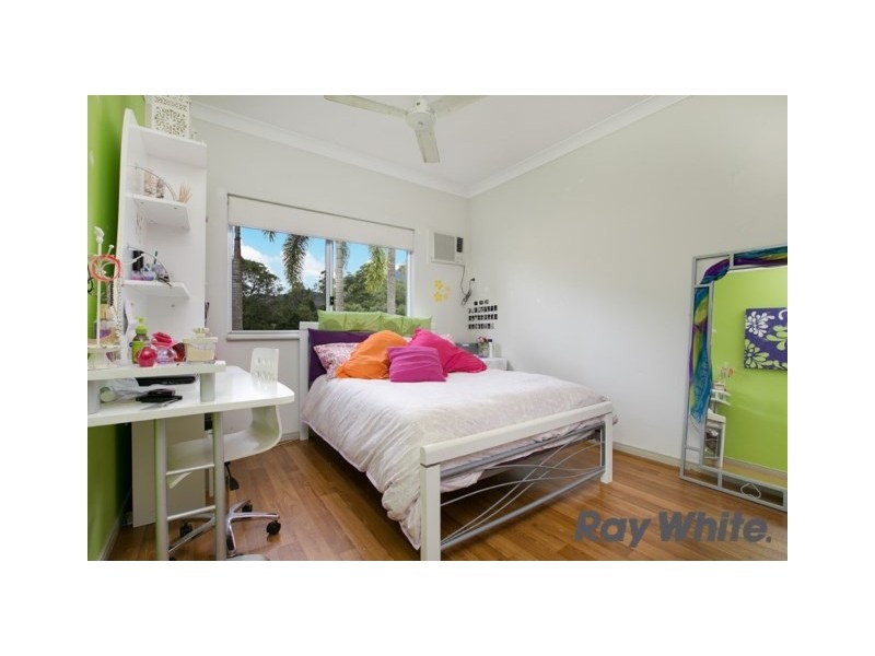13 Cowie Close, Bentley Park QLD 4869