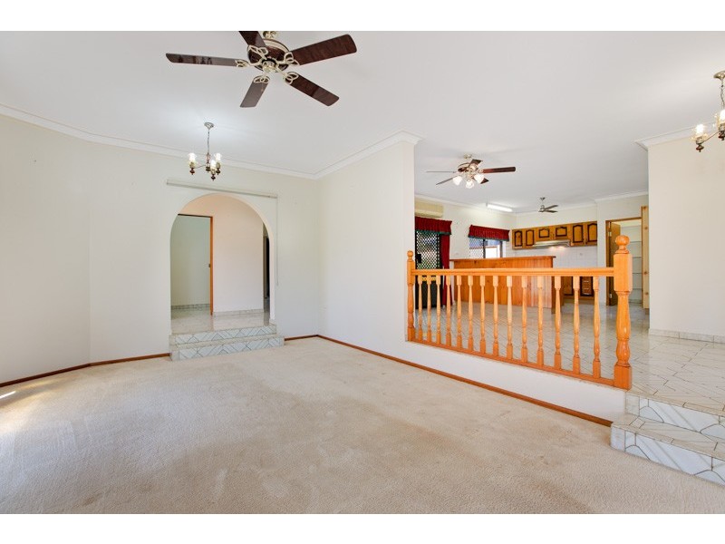 1 Augustus Street, Mooroobool QLD 4870