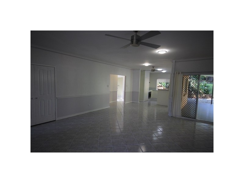 242 Robert Road, Bentley Park QLD 4869