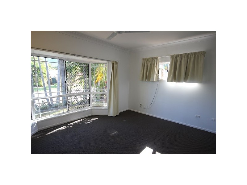 242 Robert Road, Bentley Park QLD 4869
