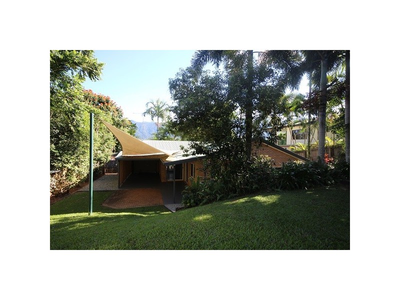 242 Robert Road, Bentley Park QLD 4869