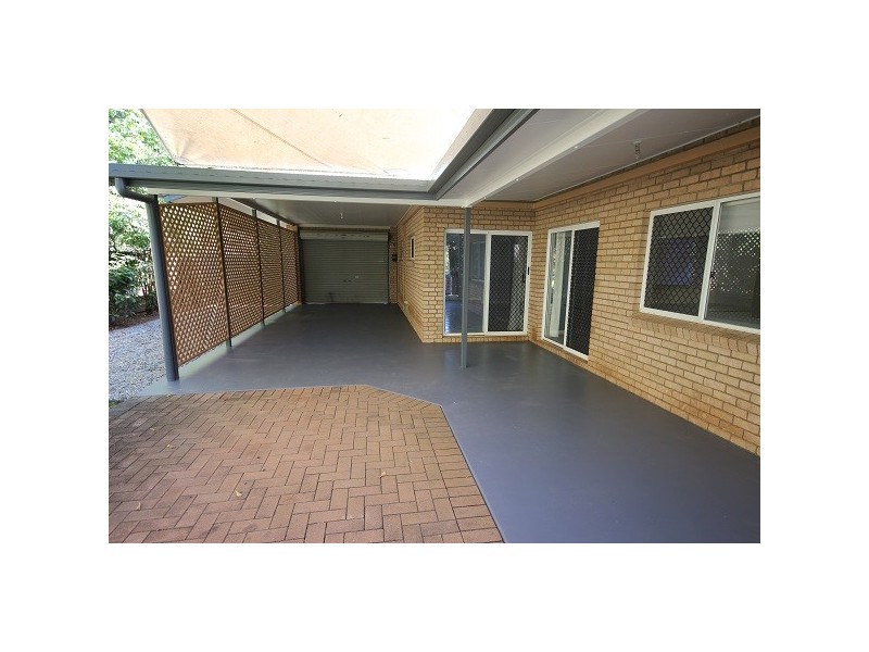 242 Robert Road, Bentley Park QLD 4869