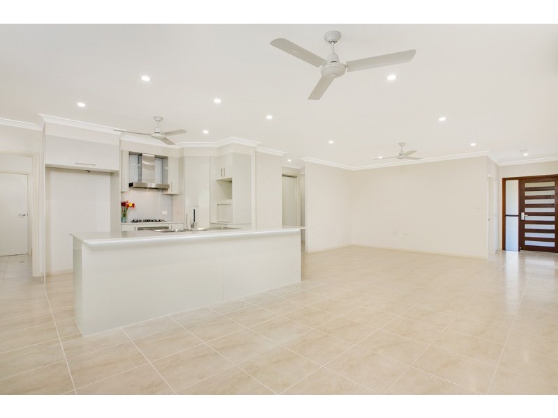 Bentley Park QLD 4869