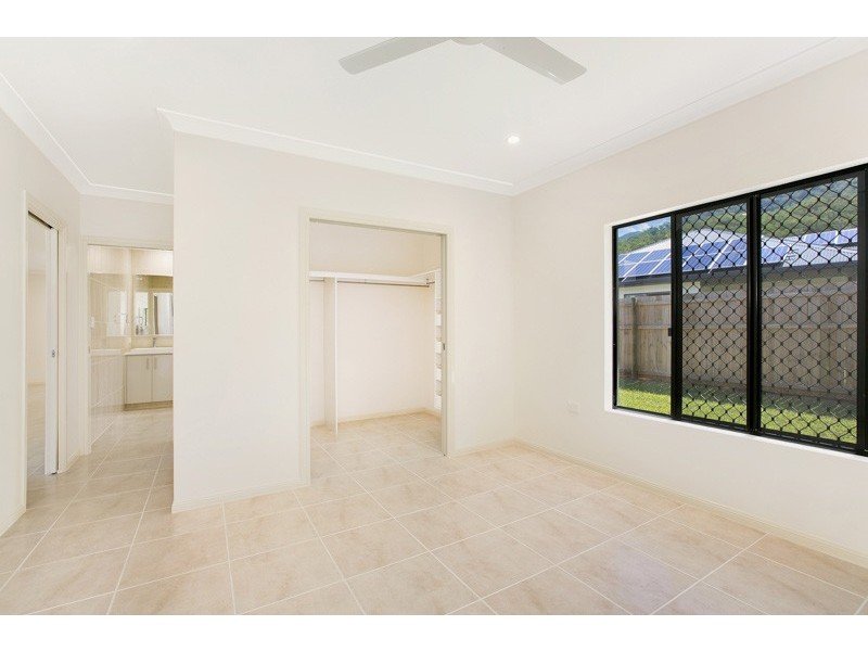 Bentley Park QLD 4869