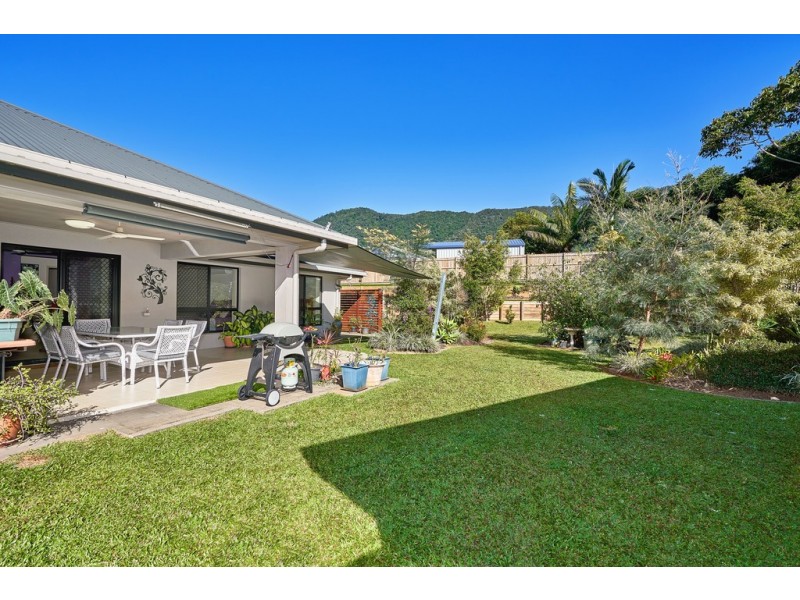 7 Anniebuka Close, Bentley Park QLD 4869