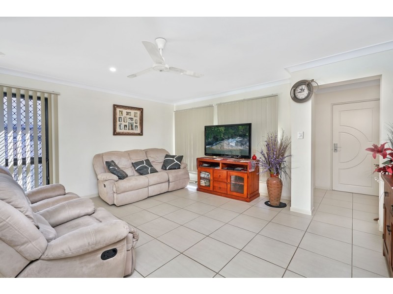 7 Anniebuka Close, Bentley Park QLD 4869