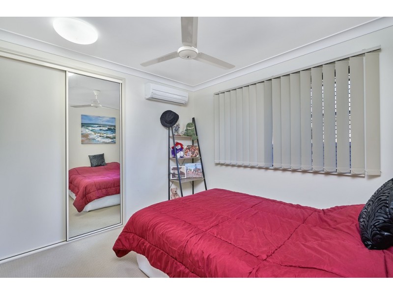 7 Anniebuka Close, Bentley Park QLD 4869