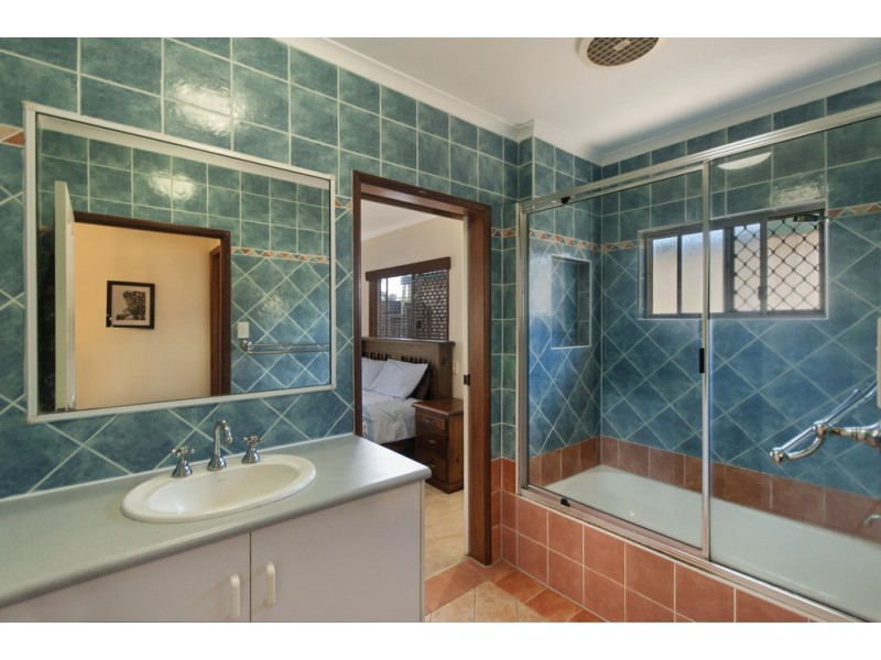 1 Venus Battery Close, Edmonton QLD 4869