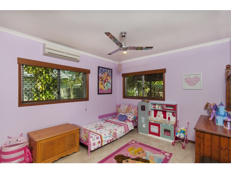 1 Venus Battery Close, Edmonton QLD 4869