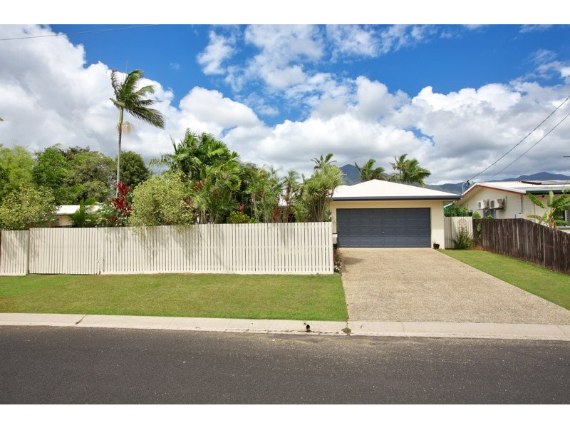 17 Massey Street, Edmonton QLD 4869