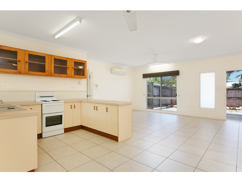 3 Adventure Close, Bentley Park QLD 4869