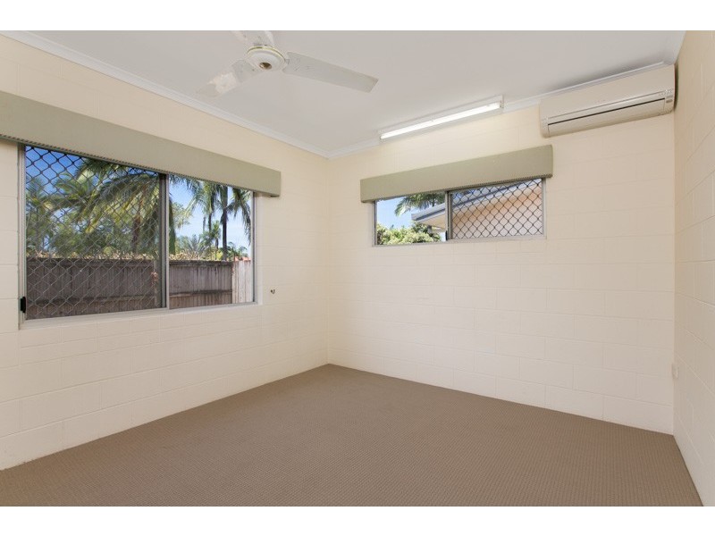 3 Adventure Close, Bentley Park QLD 4869