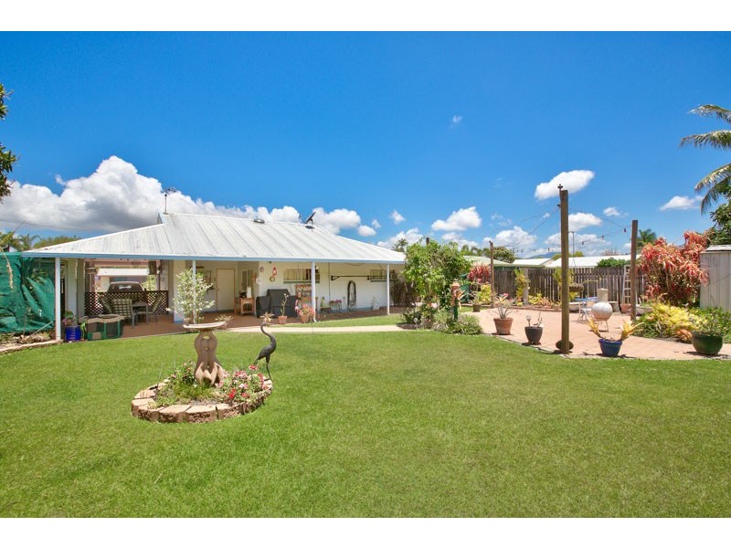 43 Bi-Centennial Road, Bentley Park QLD 4869